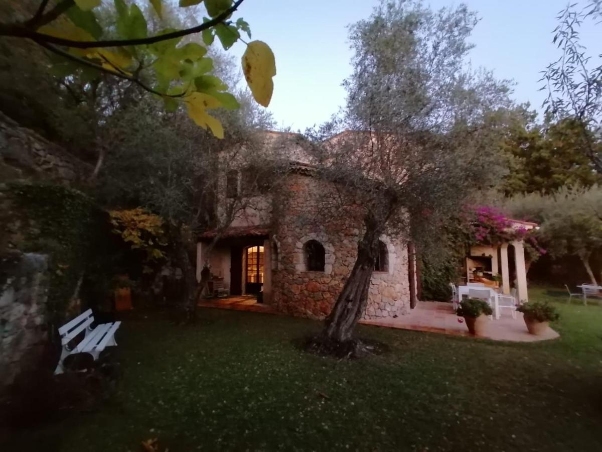 La Perasceda Bed & Breakfast Speracedes ภายนอก รูปภาพ
